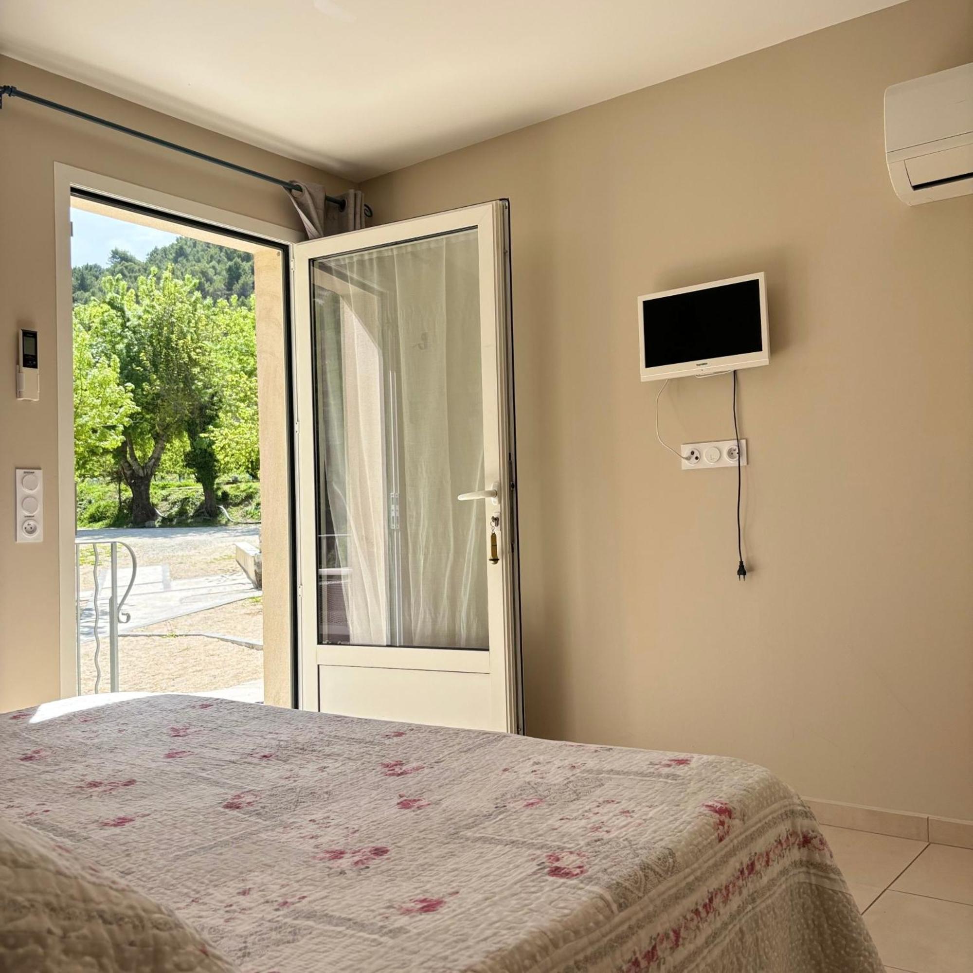 Domaine Saint Julien Hotell Buis-les-Baronnies Eksteriør bilde
